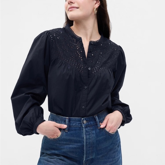 GAP Poplin Eyelet Top, Navy, Size XXL - Picture 3 of 4